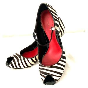 Zebra heels